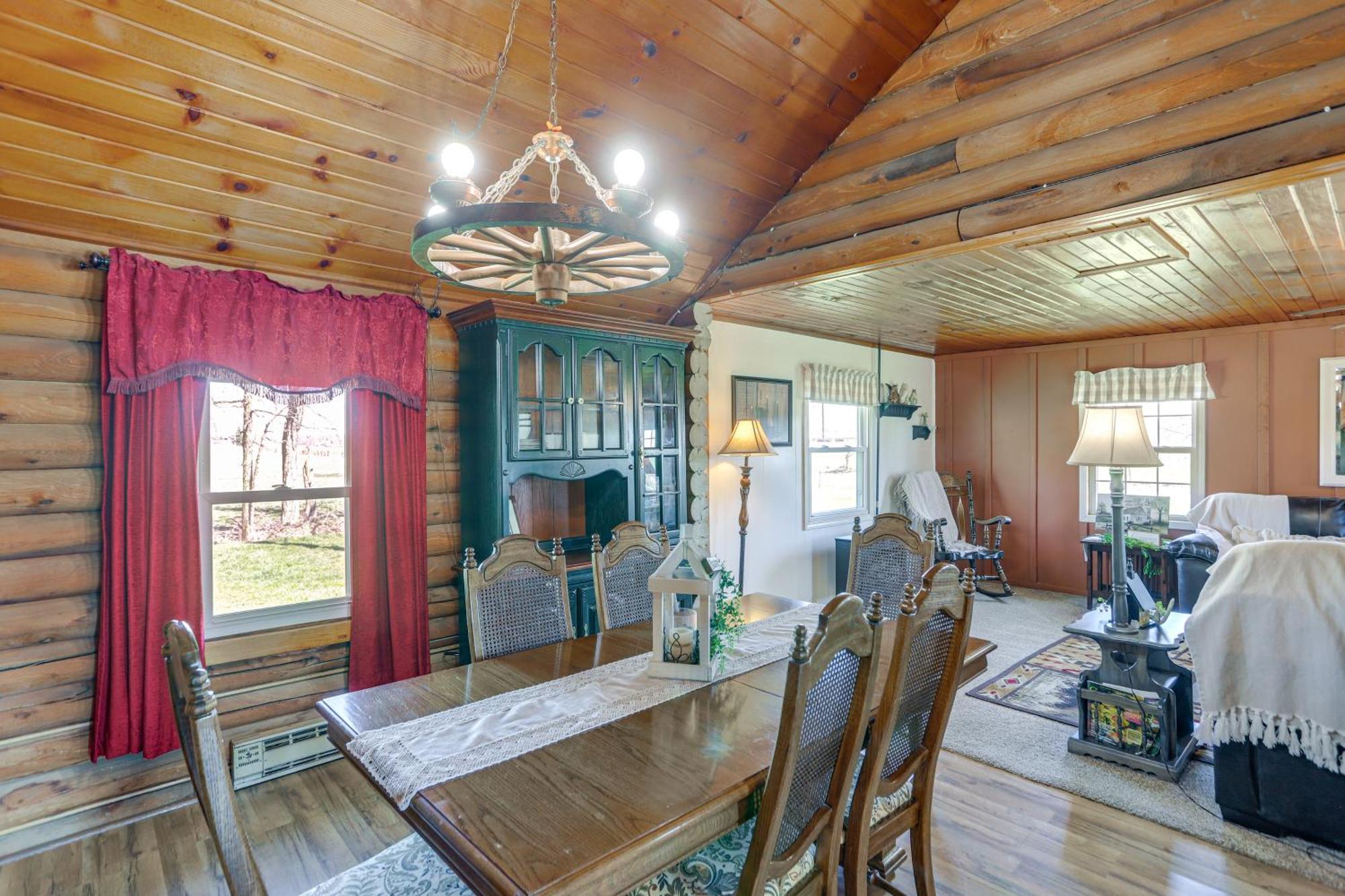 Quiet Shiloh Retreat With Spacious Yard And Fireplace! Eksteriør billede